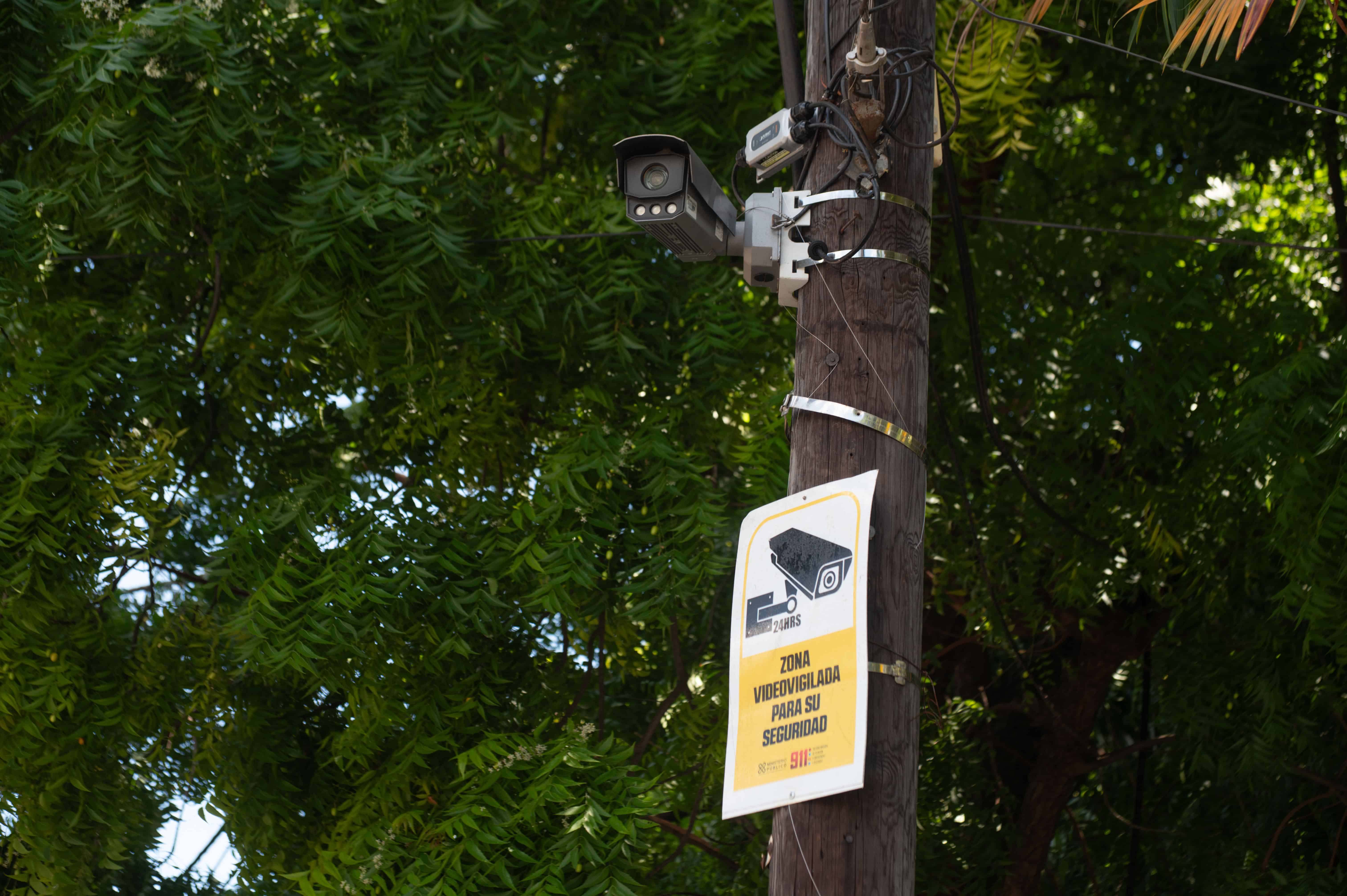 Cámaras instaladas en el sector por las autoridades para asegurar vigilancia las 24 horas