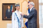 Abinader recibe a Miss Mundo 2026, Joheirry Mola, y le entrega Medalla Presidencial al Mérito Civil Abinader recibe a Miss Mundo 2026, Joheirry Mola, y le entrega Medalla Presidencial al Mérito Civil
