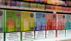 California prohibir&aacute; la venta de cigarrillos electr&oacute;nicos desechables a partir de 2028