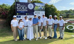Edmundo Aja es reconocido en el Primer Torneo de Golf Ashoresa 2026