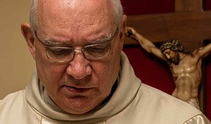 El Vaticano confirma los abusos del cura argentino Buela tres a&ntilde;os despu&eacute;s de su muerte