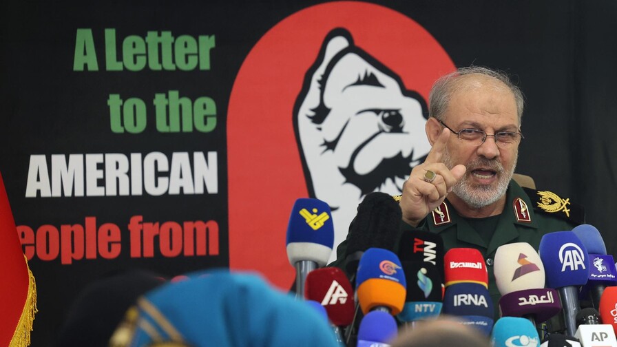 La Guardia Revolucionaria iran&iacute; dice que no retroceder&aacute; hasta expulsar a EE.UU. de O. Medio