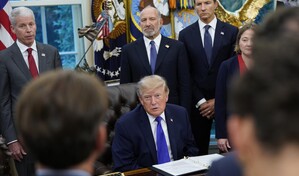 Trump anuncia en Iowa la mayor planta sider&uacute;rgica de EE. UU. por 15,000 millones de d&oacute;lares
