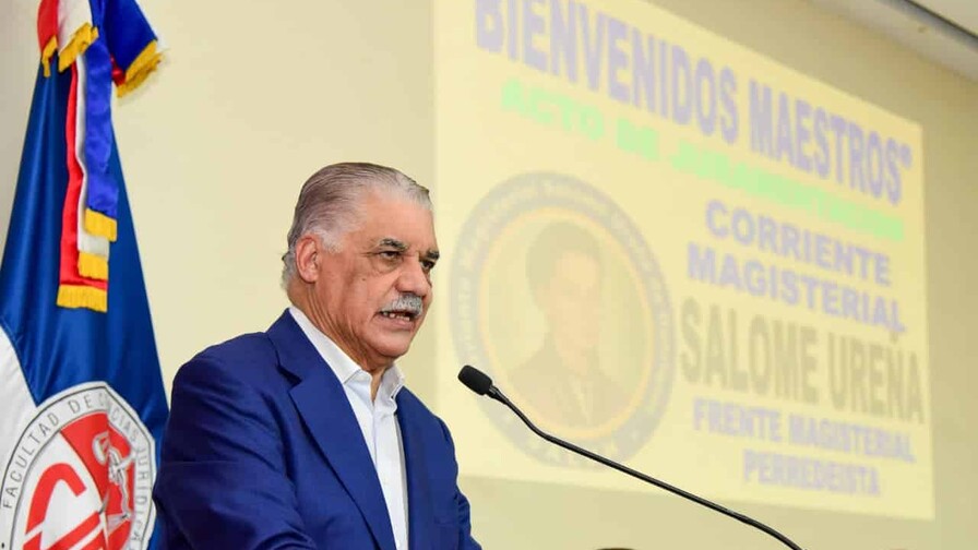 Miguel Vargas dice que la oposici&oacute;n tiene liderazgo y experiencia para retomar desarrollo del pa&iacute;s