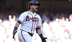 Austin Riley conecta cuadrangular y le da el triunfo a Atlanta
