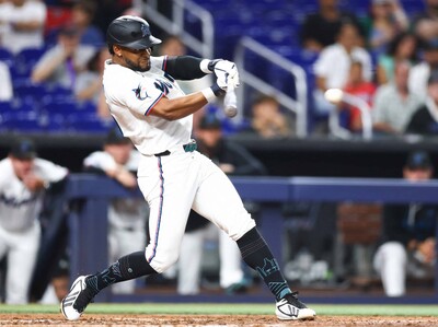 MLB: López firma su mejor campaña y lidera los hits en Grandes Ligas