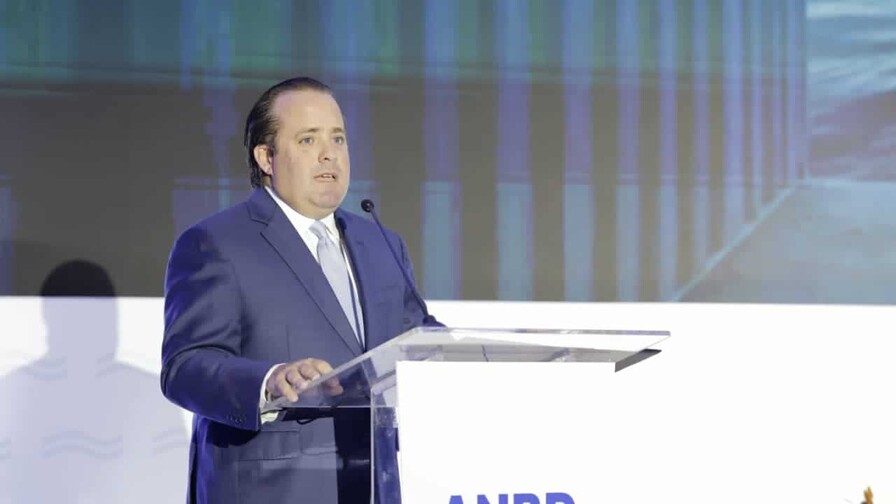 Más del 65 % de las exportaciones dominicanas salen por vía marítima, afirma Paliza Más del 65 % de las exportaciones dominicanas salen por vía marítima, afirma Paliza
