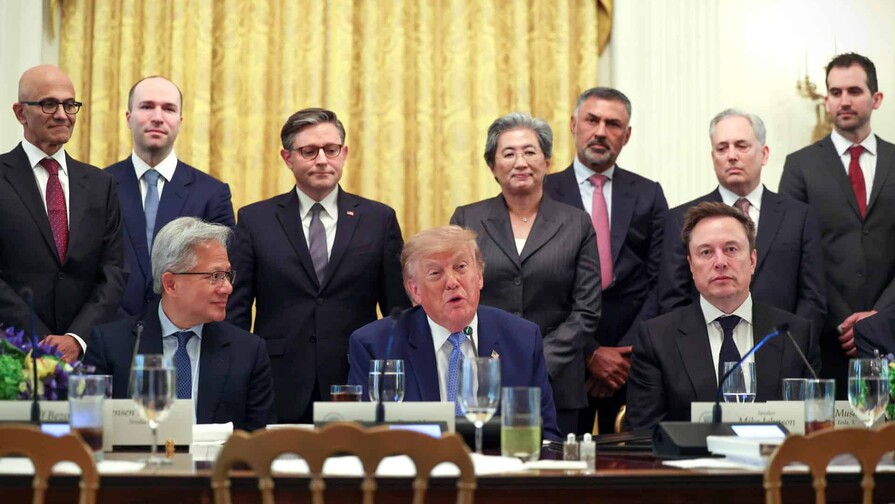Trump defiende la autorregulación ante los líderes de la inteligencia artificial Trump defiende la autorregulación ante los líderes de la inteligencia artificial
