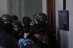 Con armas largas y fuerte custodia trasladan a imputados por caso Julián Oro Duro Con armas largas y fuerte custodia trasladan a imputados por caso Julián Oro Duro