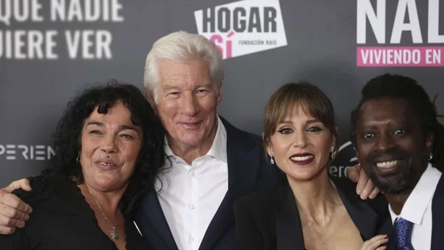Richard Gere lleva a Bruselas el drama del sinhogarismo con el documental Lo que nadie quiere ver Richard Gere lleva a Bruselas el drama del sinhogarismo con el documental Lo que nadie quiere ver
