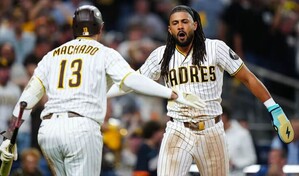 Tatis Jr. y Machado motorizan la ofensiva de los Padres en el primero de la serie