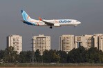 Piloto de Flydubai habría apuñalado a su compañero e intentado estrellar el avión rumbo a Israel Piloto de Flydubai habría apuñalado a su compañero e intentado estrellar el avión rumbo a Israel