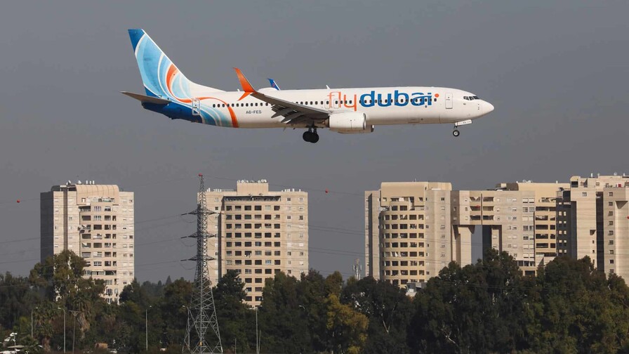 Piloto de Flydubai habría apuñalado a su compañero e intentado estrellar el avión rumbo a Israel Piloto de Flydubai habría apuñalado a su compañero e intentado estrellar el avión rumbo a Israel