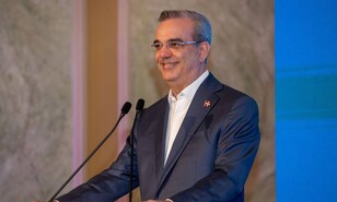 La pobreza monetaria cae al 17,3 % en RD: evoluci&oacute;n y principales indicadores sociales