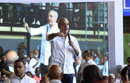 Abinader reitera advertencia a pr&oacute;fugos: "Entr&eacute;guense ahora que les damos la oportunidad"