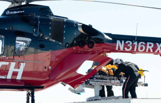 Helic&oacute;ptero de evacuaci&oacute;n m&eacute;dica se estrella en California y deja dos muertos 