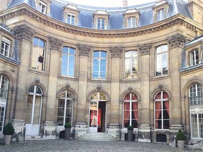 El futuro incierto de la Casa de A. Latina en París