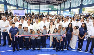 Dejan inaugurado el Complejo Educativo y Deportivo Pedro Mart&iacute;nez en Manoguayabo