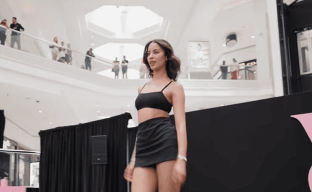 Andre&iacute;na Mart&iacute;nez  se luce en segundo episodio de docuserie para ser un &aacute;ngel de Victoria&acute;s Secret