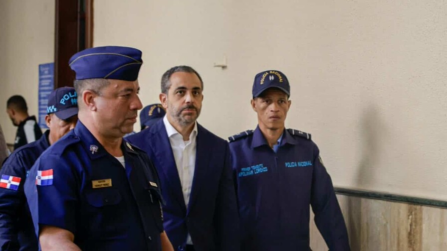 Aplazan juicio contra los Espaillat ante pedido de juzgarlos por homicidio voluntario Aplazan juicio contra los Espaillat ante pedido de juzgarlos por homicidio voluntario