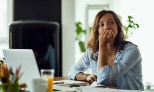 El costo psicol&oacute;gico de quedarte en un trabajo que no te gusta