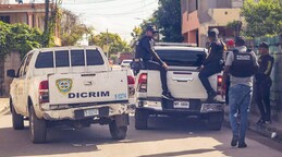 La violencia de la Polic&iacute;a levanta m&aacute;s cr&iacute;ticas pero el Gobierno las defiende
