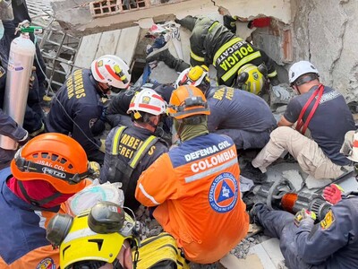 Rescate de mujer atrapada en Pereira tras colapso de edificio