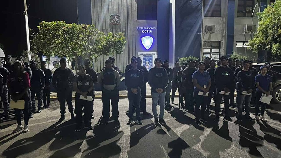 Autoridades ocupan armas y herramientas para su modificación durante allanamientos en Cotuí Autoridades ocupan armas y herramientas para su modificación durante allanamientos en Cotuí