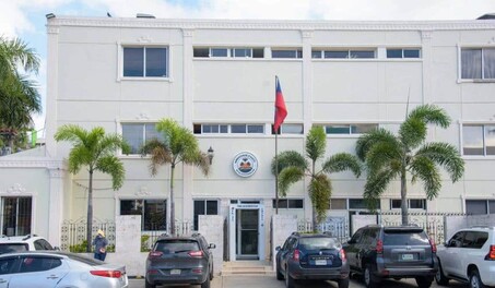 Embajada haitiana se desmarca de declaraciones de futbolistas y reafirma respeto a soberan&iacute;a de RD