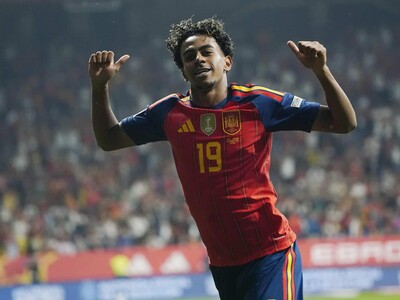 La campeona mundial España sigue su racha