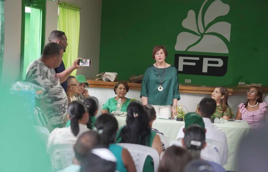 Fuerza del Pueblo reorganiza estructuras y pone la educaci&oacute;n en su agenda pol&iacute;tica