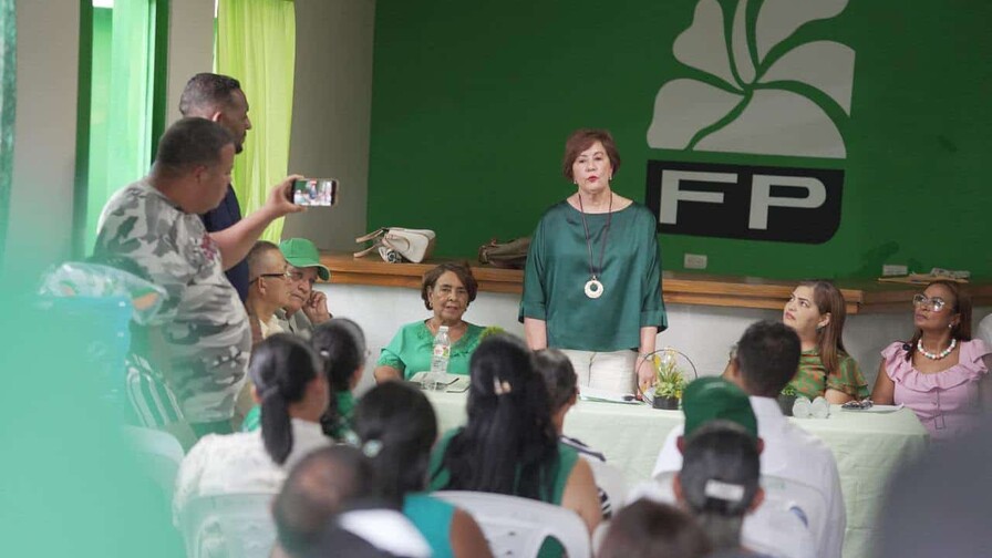 Fuerza del Pueblo reorganiza estructuras y pone la educaci&oacute;n en su agenda pol&iacute;tica