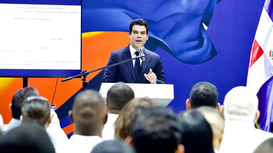 Wellington Arnaud dice que inversiones en agua y saneamiento son clave para impulsar econom&iacute;a de RD