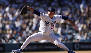 Los Dodgers vencen a Atlanta en el arranque de la serie