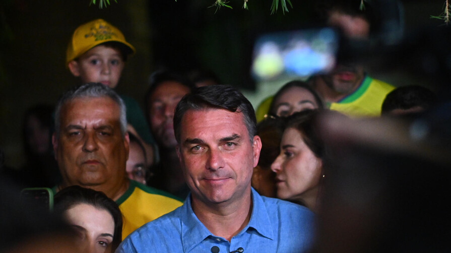 Bolsonaro en posición de fuerza contra Lula impulsado por ola conservadora en Brasil Bolsonaro en posición de fuerza contra Lula impulsado por ola conservadora en Brasil