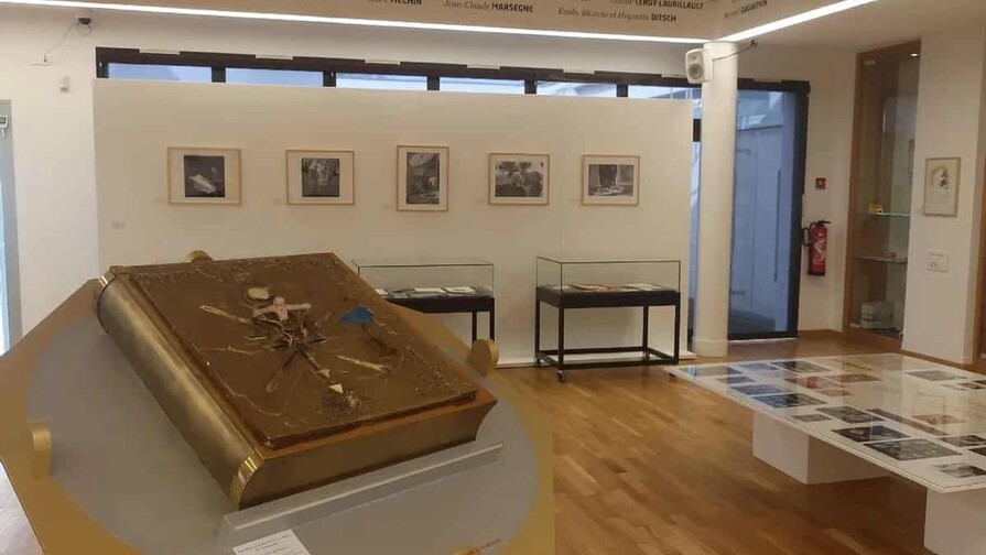 Museo de Francia investiga el robo de un libro de Salvador Dalí