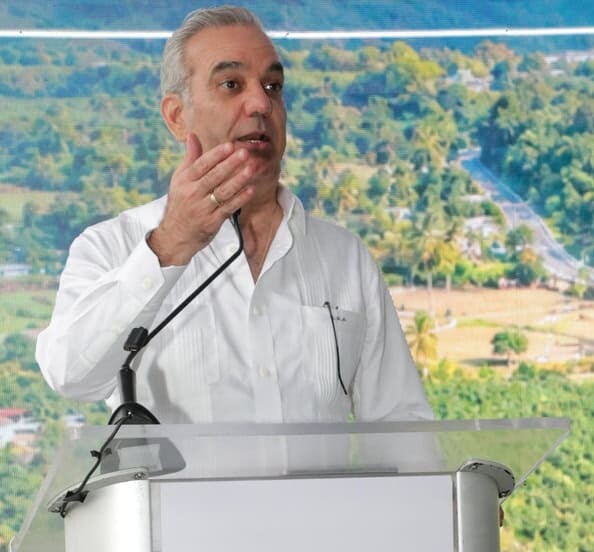 Abinader reta a comparar 20 años de gobiernos opositores con los seis de su gestión Abinader reta a comparar 20 años de gobiernos opositores con los seis de su gestión