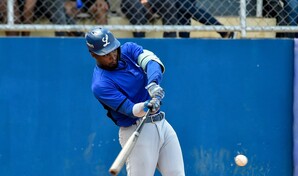Orelvis Mart&iacute;nez produce las cuatro carreras del Licey en empate ante las &Aacute;guilas