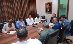 Plantean debatir en vistas p&uacute;blicas proyecto de ley para frenar entrada de narcos a partidos