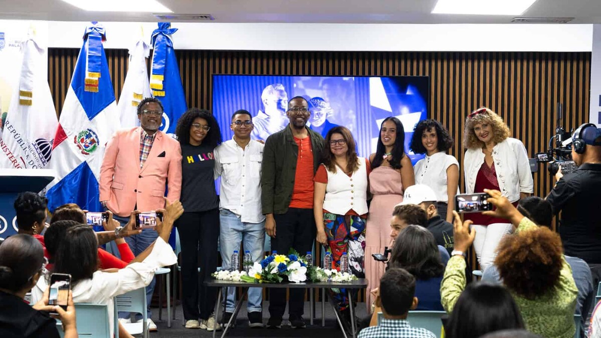 Segunda temporada de La Familia Espejo llega a la televisión