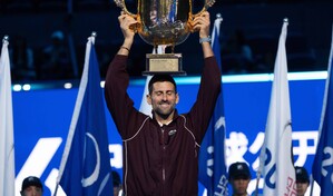 Con su séptimo título, Novak Djokovic agiganta su leyenda en Pekín