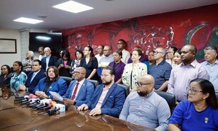 M&eacute;dicos paralizar&aacute;n labores el martes 13 en reclamo de incentivos, plazas y mejoras hospitalarias