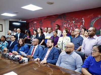 Paro nacional del Colegio Médico Dominicano por incentivos