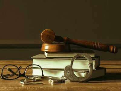 Las dos caras de la suspensión procesal