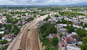 La Circunvalaci&oacute;n de Los Alcarrizos avanza por tramos y acumula retrasos