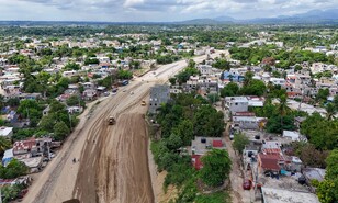 La Circunvalaci&oacute;n de Los Alcarrizos avanza por tramos y acumula retrasos