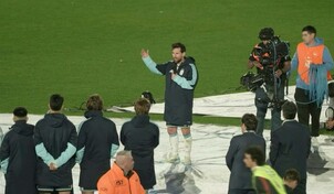 Messi dice adi&oacute;s a Argentina con gol, doble asistencia y l&aacute;grimas