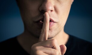 &iquest;Por qu&eacute; no te callas?