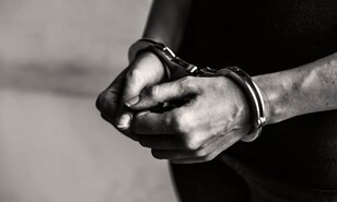 Causa probable: el l&iacute;mite constitucional al poder de arrestar y allanar