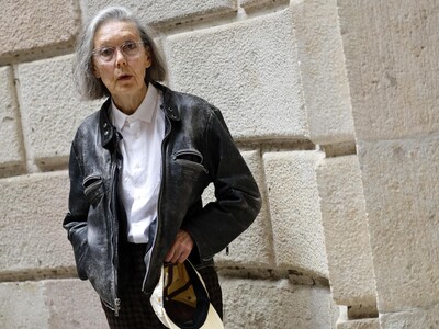 Anne Carson, canadiense que hizo contemporáneos a los clásicos